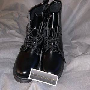 Charles Albert Black Combat Boots 11 NWOT Womans